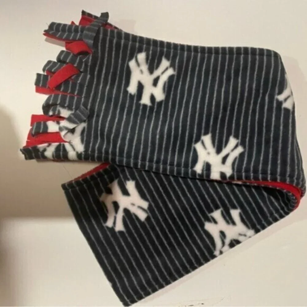 New YorkYankees Fleece Scarf